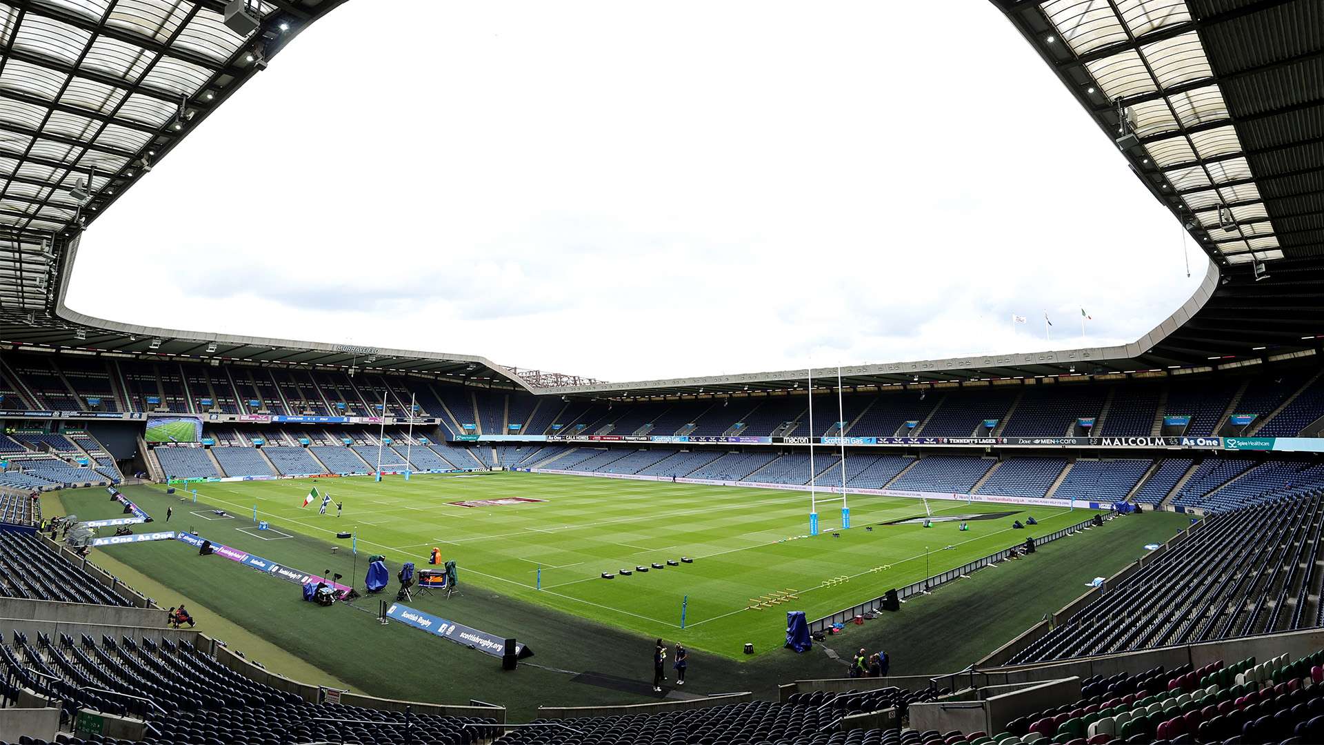 组赛中面对 组赛中面对